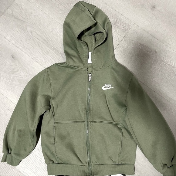 Nike Boys Large (6-7) Sportswear Club Fleece Full-Zip Hoodie & Jogger Pant Set - Picture 13 of 14